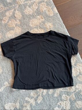 lululemon athletica Black Short Sleeve Crew Tee